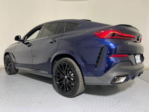 2026 BMW X6 xDrive40i