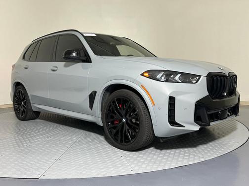2024 BMW X5 M60i