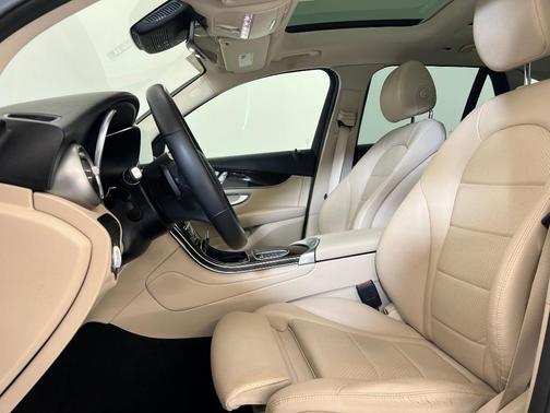 2022 Mercedes-Benz GLC 300 Base