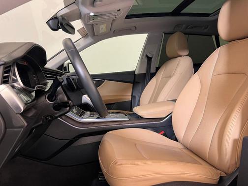 2021 Audi Q8 55 Prestige