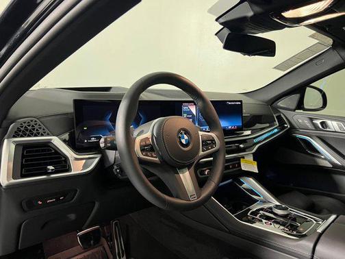 2026 BMW X6 xDrive40i