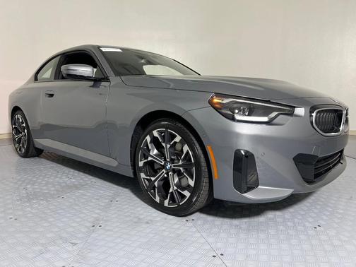 2026 BMW 230 i xDrive