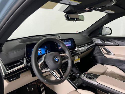 2025 BMW X2 xDrive28i