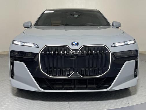 2025 BMW i7 eDrive50