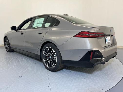 Gray Metallic 2026 BMW 530 i xDrive