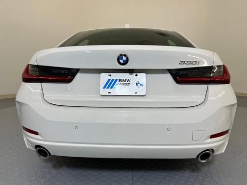 2023 BMW 330 i