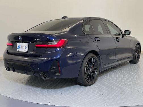 2023 BMW 330 i xDrive