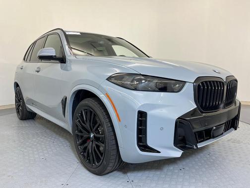 Brooklyn Gray Metallic 2026 BMW X5 sDrive40i