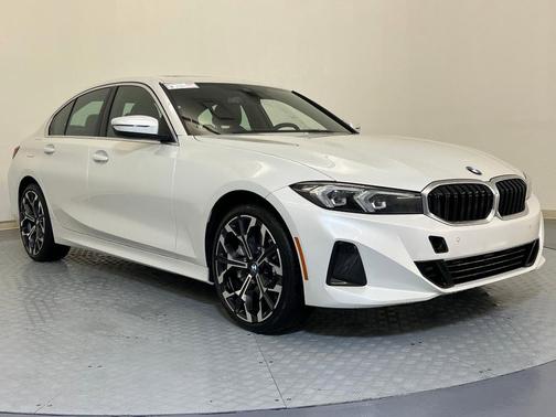 2025 BMW 330 i xDrive