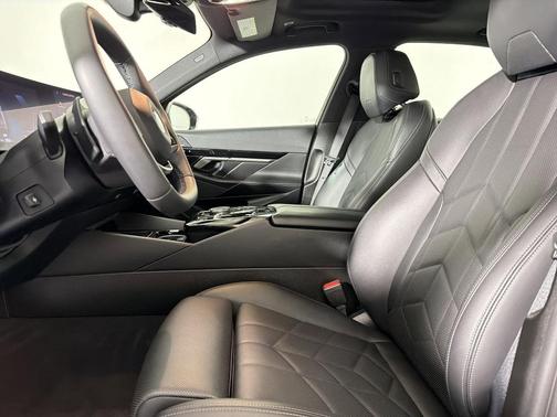 Gray 2025 BMW 530 i