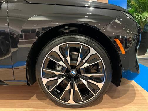 2026 BMW iX xDrive45