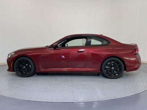 2025 BMW 230 i