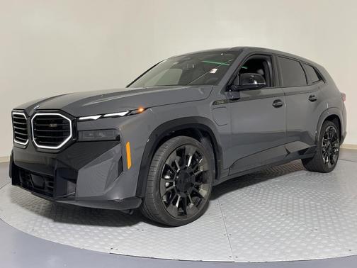 2024 BMW XM Base