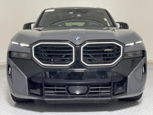 2024 BMW XM Base