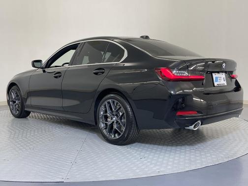 2025 BMW 330 i xDrive