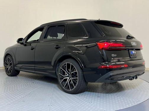 2023 Audi Q7 55 Prestige