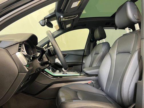 2023 Audi Q7 55 Prestige