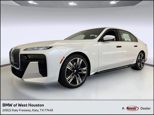2026 BMW 740 i