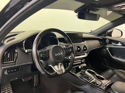 2022 Kia Stinger GT-Line