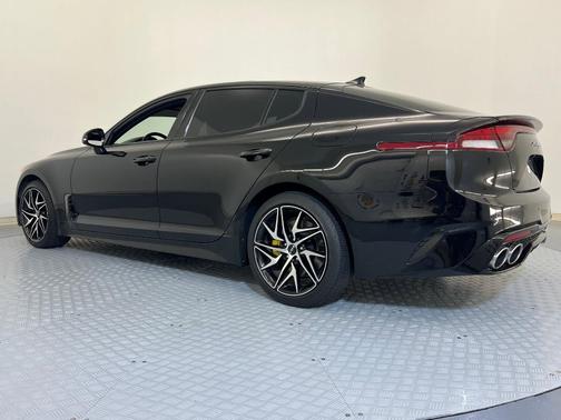 2022 Kia Stinger GT-Line