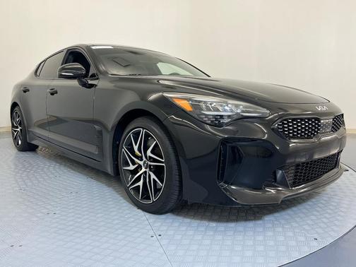 2022 Kia Stinger GT-Line