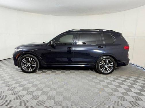 Carbon Black Metallic 2020 BMW X7 xDrive40i