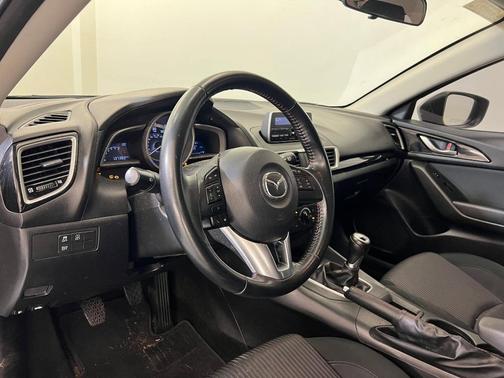 2014 Mazda Mazda3 i Touring