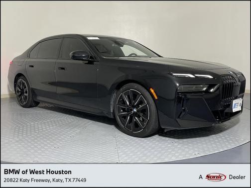2024 BMW 740 i
