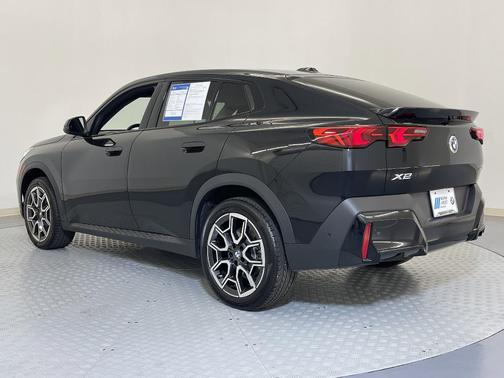 2025 BMW X2 xDrive28i
