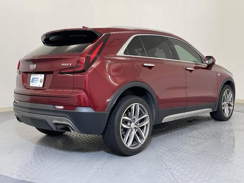 2019 Cadillac XT4 Premium Luxury