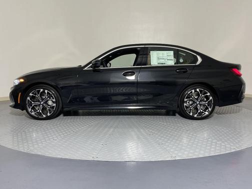 2025 BMW 330 i