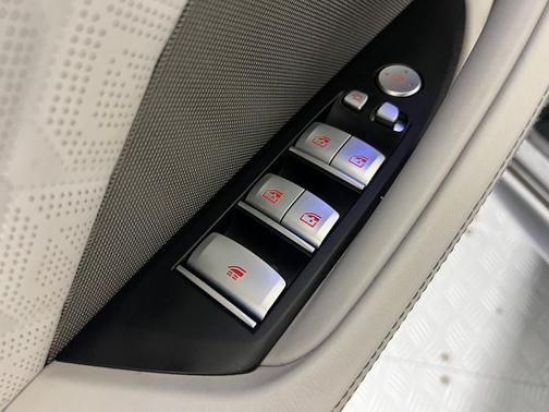 2023 BMW M8 Competition