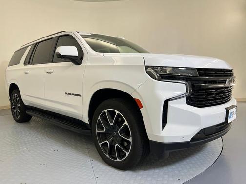 2024 Chevrolet Suburban RST