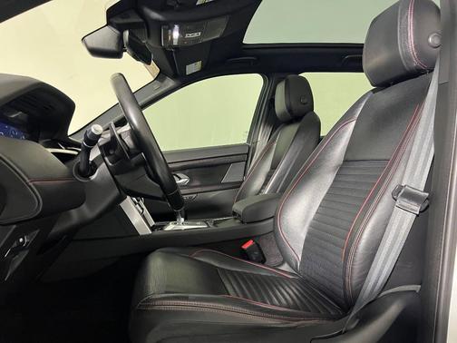 2020 Land Rover Discovery Sport R-Dynamic SE