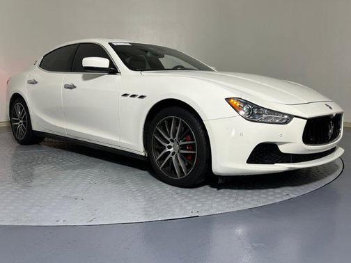 2016 Maserati Ghibli Base