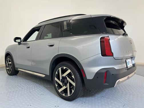 2025 MINI Countryman S