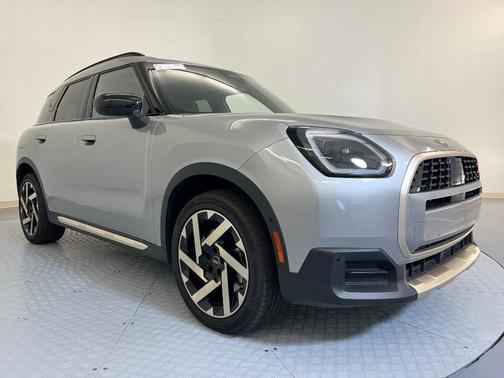 2025 MINI Countryman S