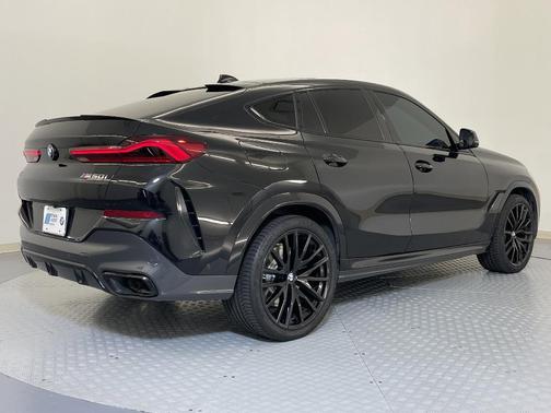 2020 BMW X6 M50i