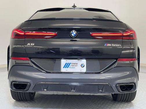 2020 BMW X6 M50i