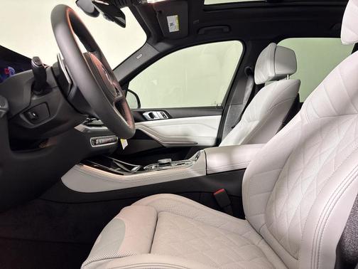 Brooklyn Gray Metallic 2026 BMW X5 sDrive40i