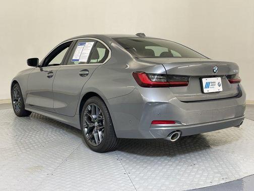 2025 BMW 330 i