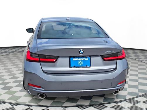 2025 BMW 330 i