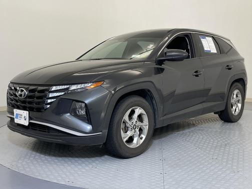 2022 Hyundai TUCSON SE