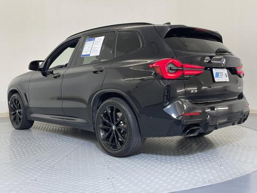 2023 BMW X3 M40i