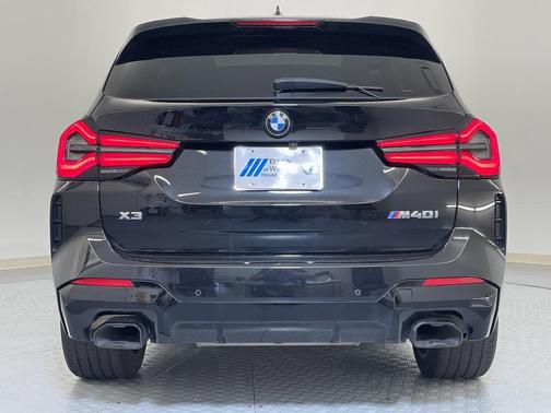 2023 BMW X3 M40i