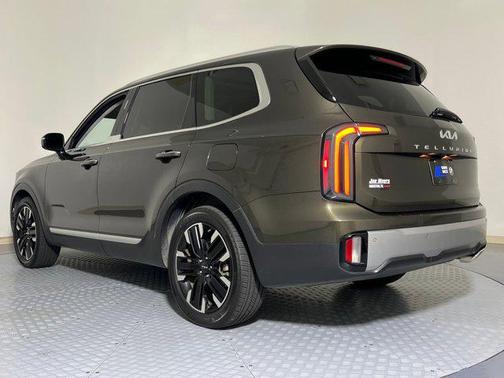 2023 Kia Telluride SX
