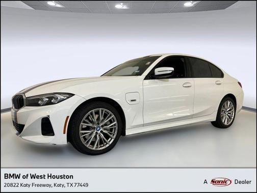 2023 BMW 330e 330e
