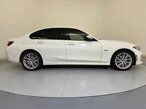 2023 BMW 330e 330e