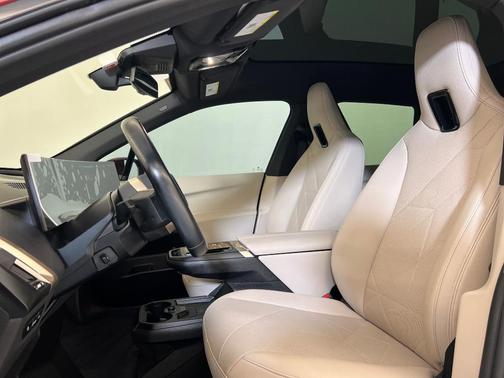 2023 BMW iX xDrive50