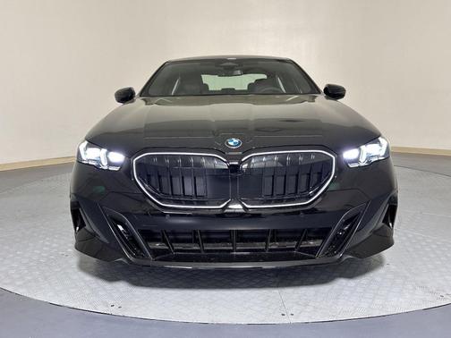 Black Sapphire Metallic 2026 BMW 540 i xDrive